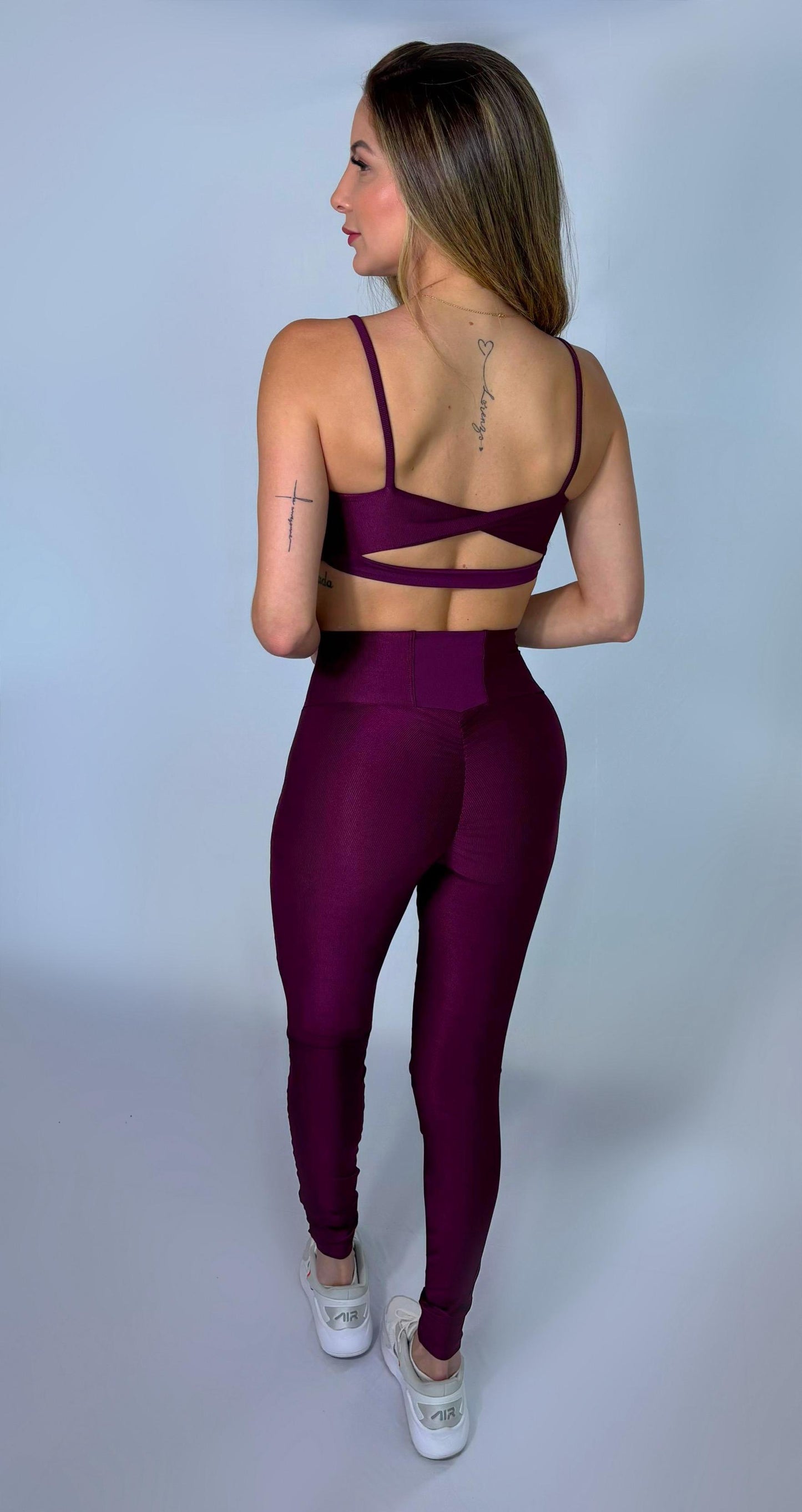 CONJUNTO DE CALÇA MILLA