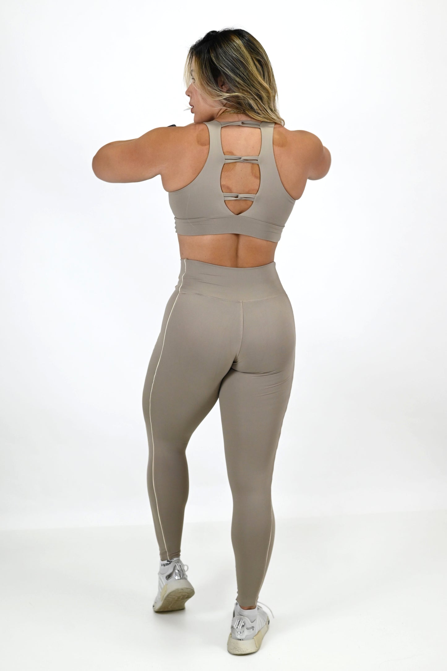 CONJUNTO DE CALÇA TEODORA