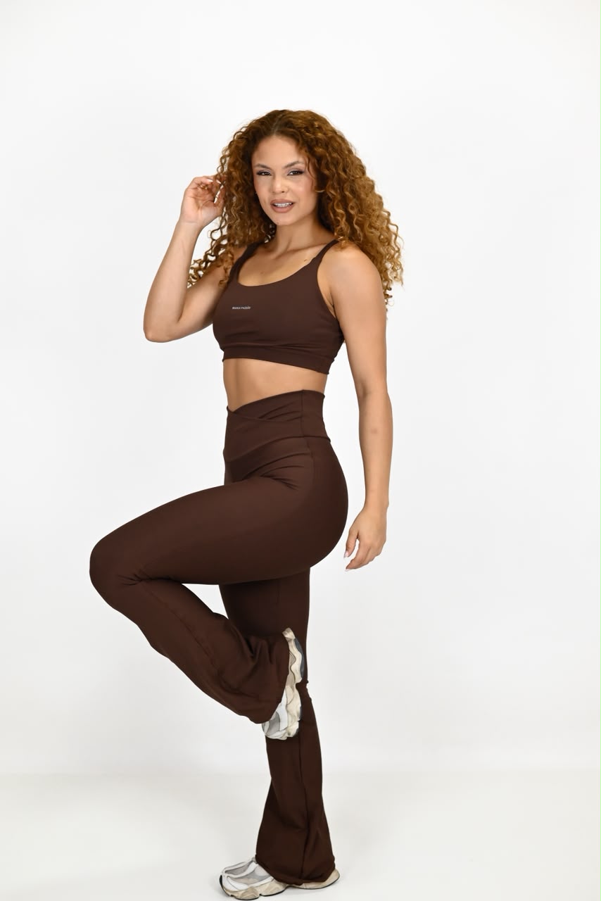 CALÇA FLARE
